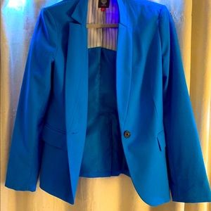 Vince Camuto stylish blue blazer